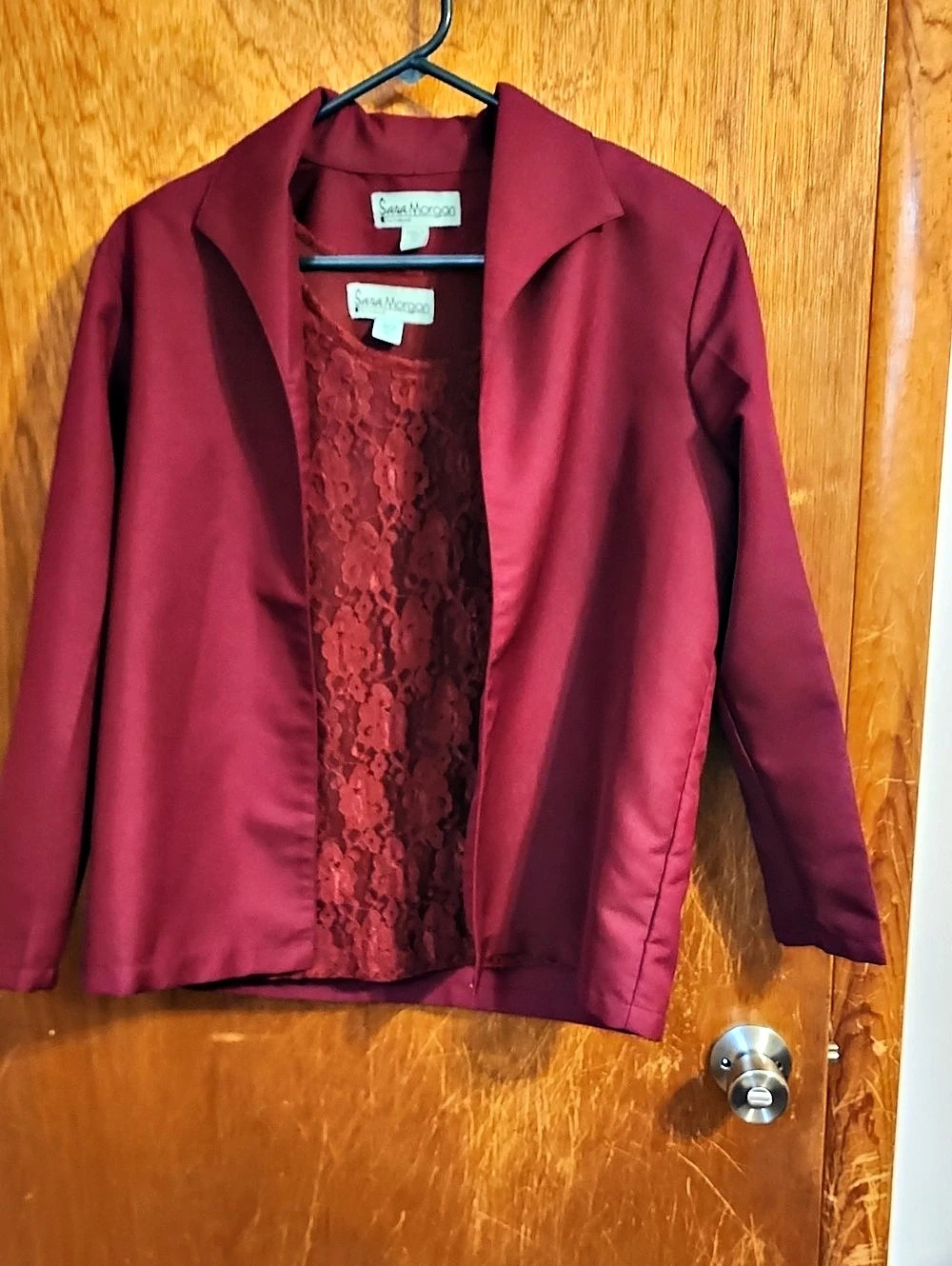 Sara Morgan Burgundy Lace Blazer Size Medium